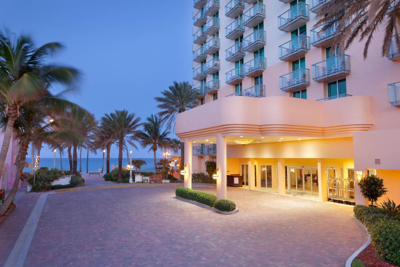 Hollywood Beach Marriott Hotel Room photo